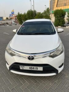 Toyota Yaris SE+ 2015