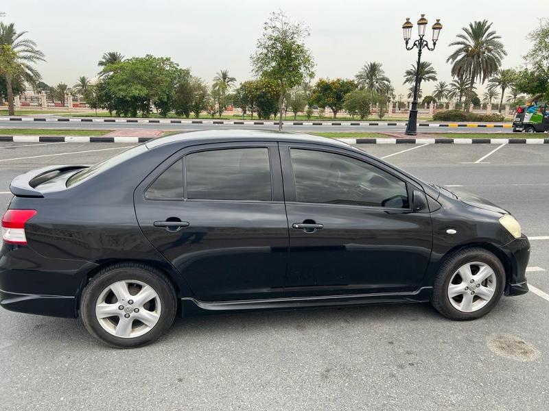 The charming Toyota Yaris 2008 - the lady of city cars