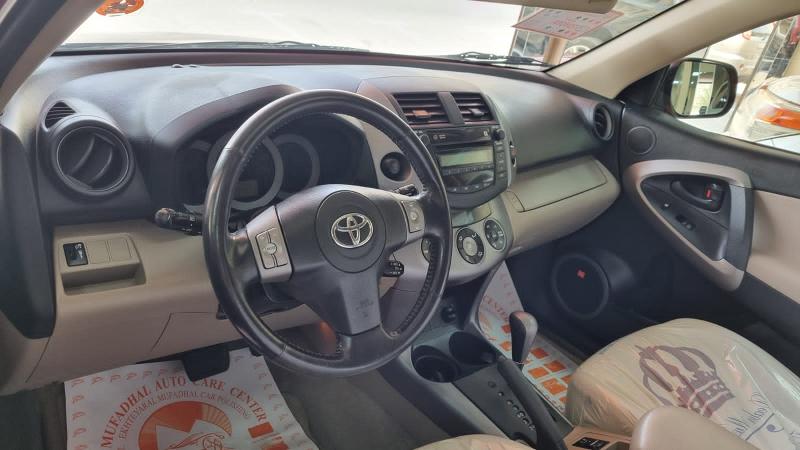 Toyota RAV4 2007 for only 8,000 aed