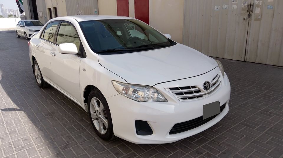 corolla 2014 and yaris 2013 price 8000 only