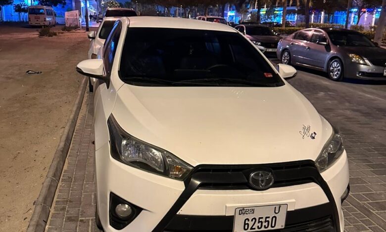 Toyota Yaris 2015 - price 8.500 11 Toyota Yaris 2015